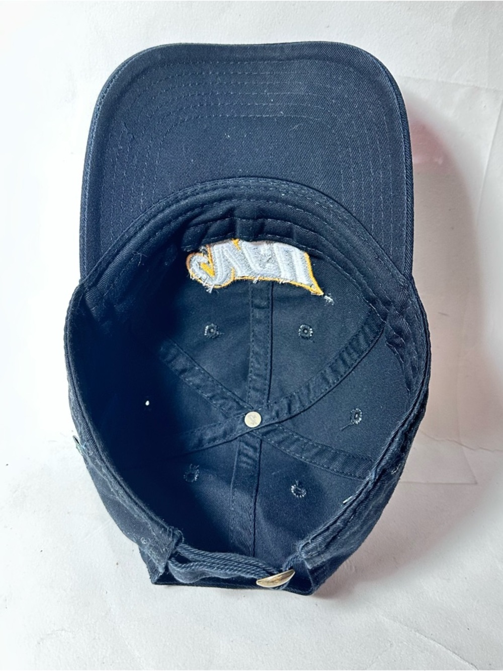 Hat - Picture 9 of 11